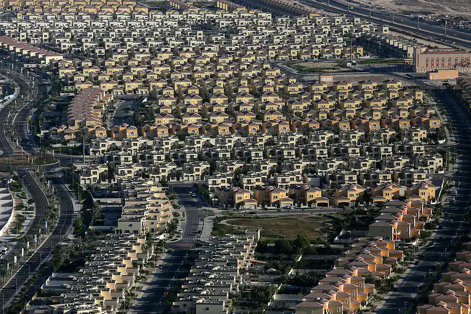 Dubai home prices, rents decline as supply rises; 32,000 more units due this year